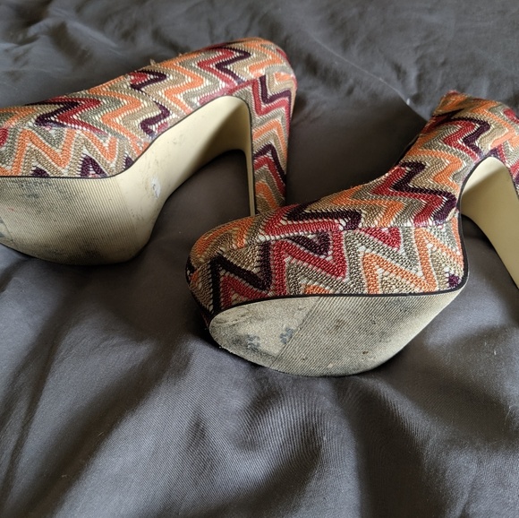 Madden girl "Malley" platform heels 70s retro sz 9 - Picture 3 of 3